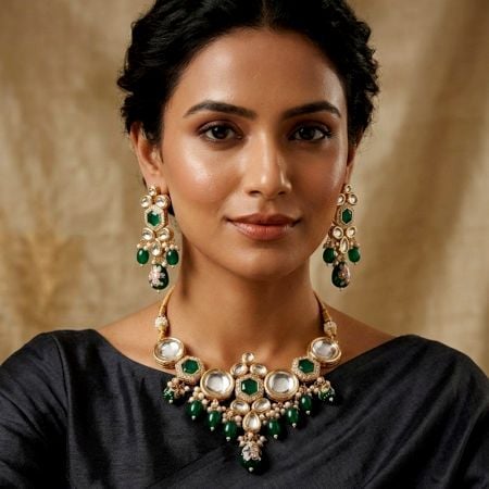 Handcrafted Emerald Elegance Kundan Necklace Set with Pearl Detailing